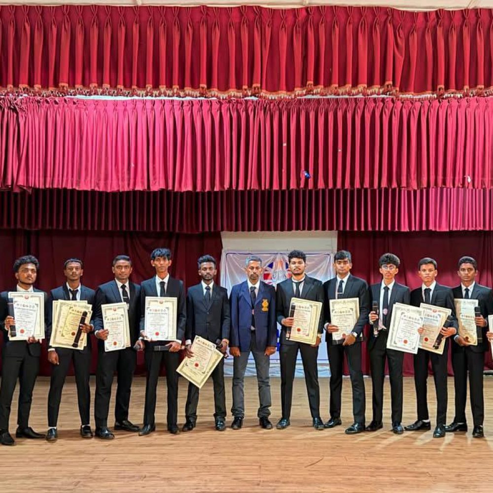 WhatsApp Image 2025-11-08 at 15.09.00 (1)